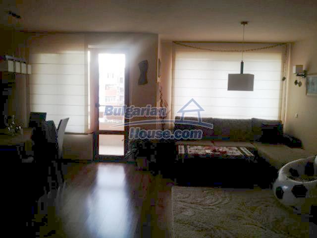 Foto 5 von 12 — Luxury two bedroom bulgarian apartment for sale in Burgas-Bratya