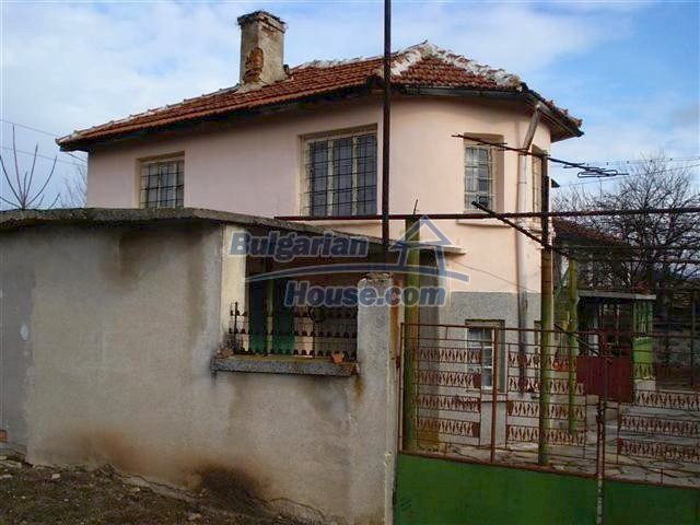 Foto 3 von 12 — Two-storey house with garden in General Toshevo