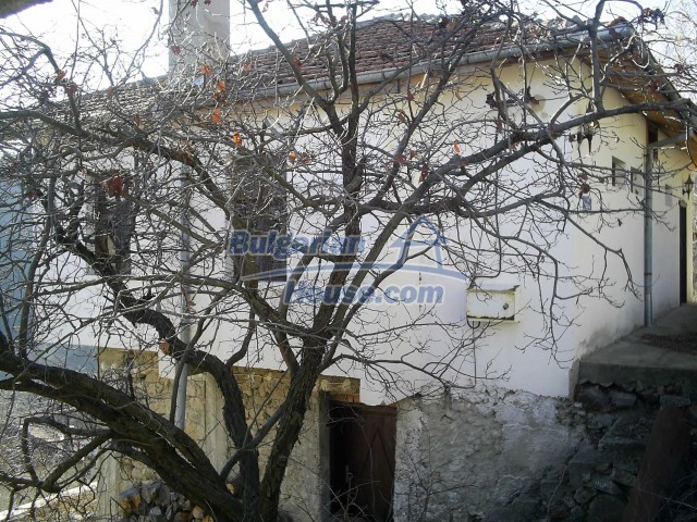 Foto 12 von 12 — Two-storey house on the slope of Rhodope Mountains