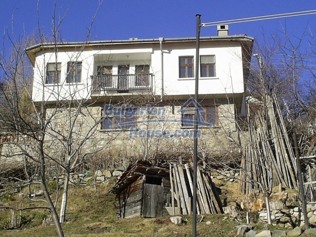 Foto 7 von 12 — Two-storey house on the slope of Rhodope Mountains