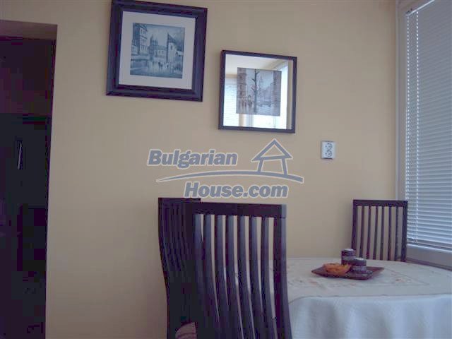 Foto 10 von 12 — Thoroughly renovated rural house, yard with fruit trees