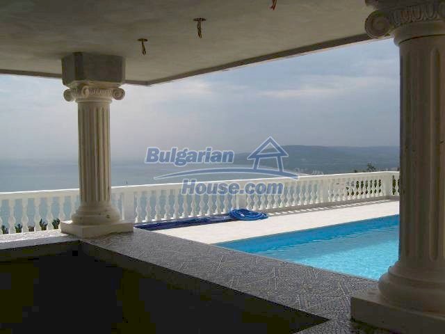 Foto 3 von 6 — Luxury two-storey seaside property in Balchik
