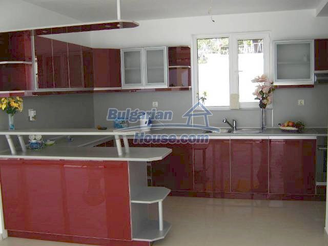 Foto 2 von 6 — Luxury two-storey seaside property in Balchik