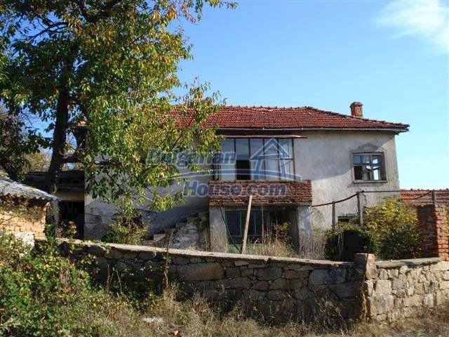 Foto 1 von 12 — Old rural property with a tremendous garden, wonderful panorama