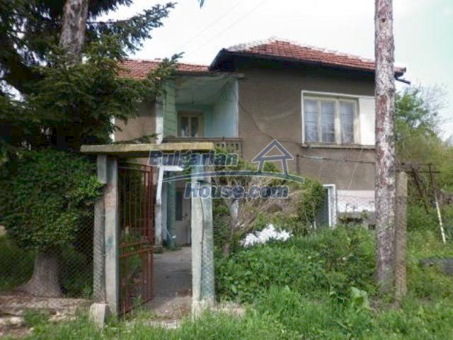 Foto 4 von 12 — Rural house with a large garden near Montana