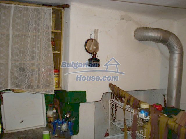 Foto 4 von 12 — Cheap property with a garden near Straldzha - Yambol