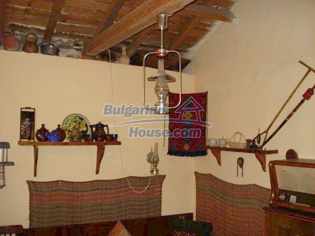 Foto 10 von 12 — Cheap property with a garden near Straldzha - Yambol
