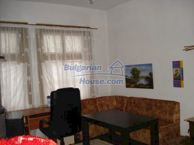 Foto 7 von 12 — Cheap property with a garden near Straldzha - Yambol