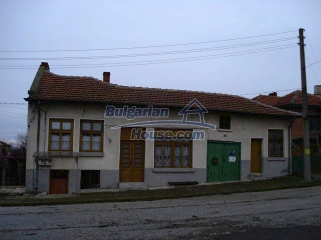 Foto 1 von 12 — Cheap property with a garden near Straldzha - Yambol