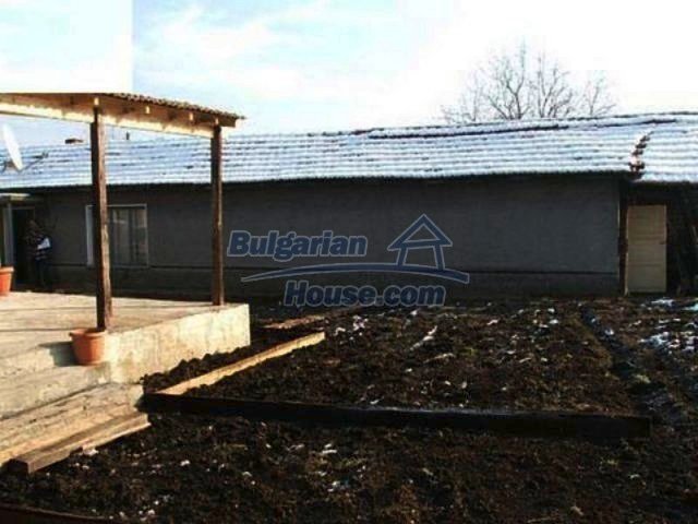 Foto 11 von 12 — Sunny country house with an enormous garden - Yambol