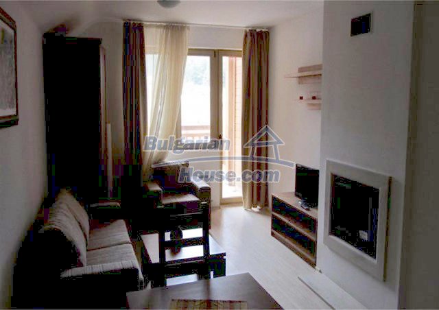 Foto 1 von 5 — Wonderful spacious apartment with furniture and lovely fireplace