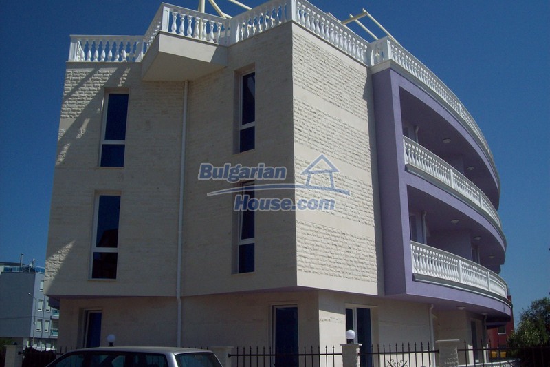 Foto 9 von 12 — Two bedroom apartment for sale in Nessebar-35m away from the sea