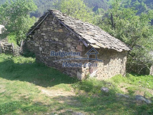 Foto 4 von 12 — Huge property in Kardzhali region – miraculous landscape