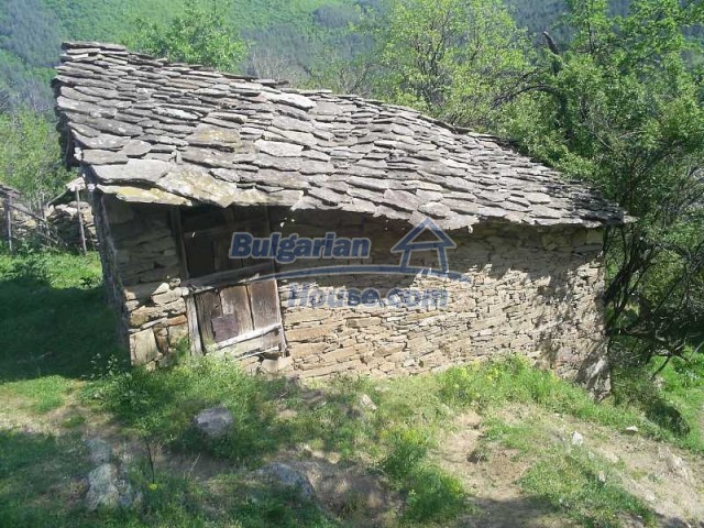 Foto 5 von 12 — Huge property in Kardzhali region – miraculous landscape