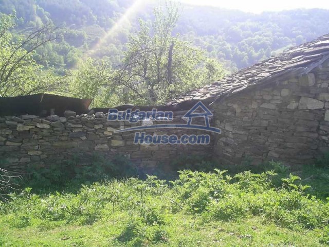 Foto 9 von 12 — Huge property in Kardzhali region – miraculous landscape