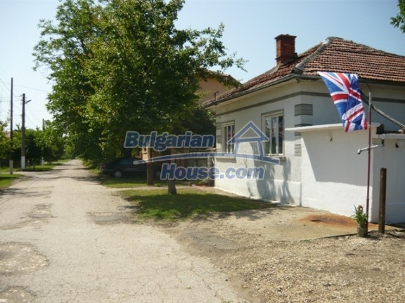 Foto 1 von 12 — Lovely furnished house with swimming pool near Danube River
