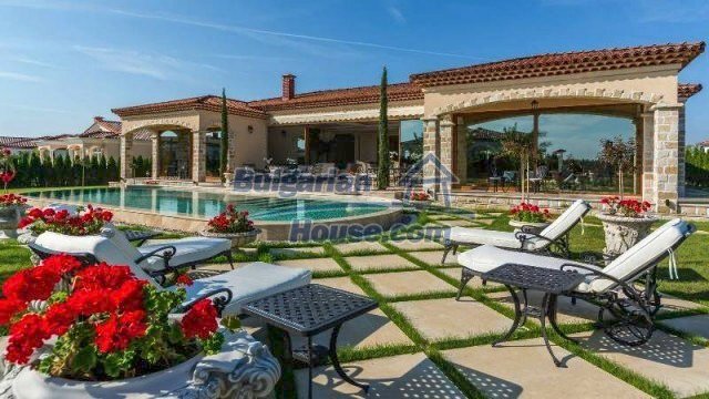 Foto 1 von 12 — Marvelous top class seaside house near Sunny Beach