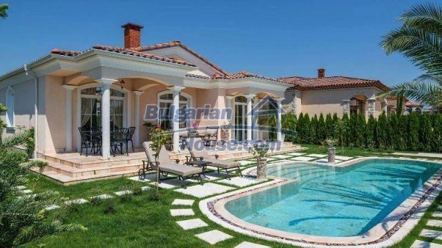 Foto 3 von 12 — Gorgeous luxuriously designed seaside house – Sunny Beach
