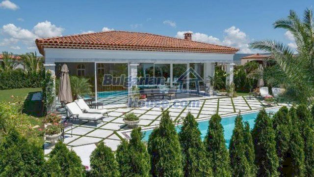 Foto 1 von 12 — Stunning beautiful luxuriously furnished house in Sunny Beach