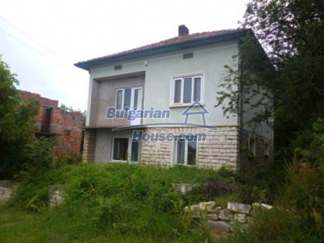 Foto 2 von 12 — Nice very spacious rural property near Vratsa at low price
