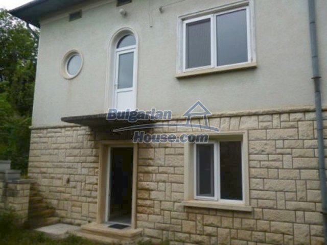 Foto 3 von 12 — Nice very spacious rural property near Vratsa at low price