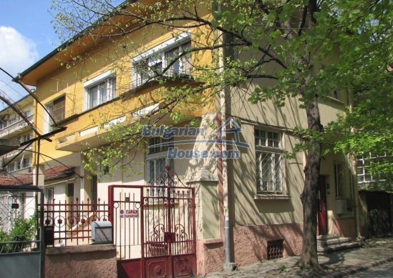 Foto 1 von 10 — Huge well maintained house in the centre of Stara Zagora