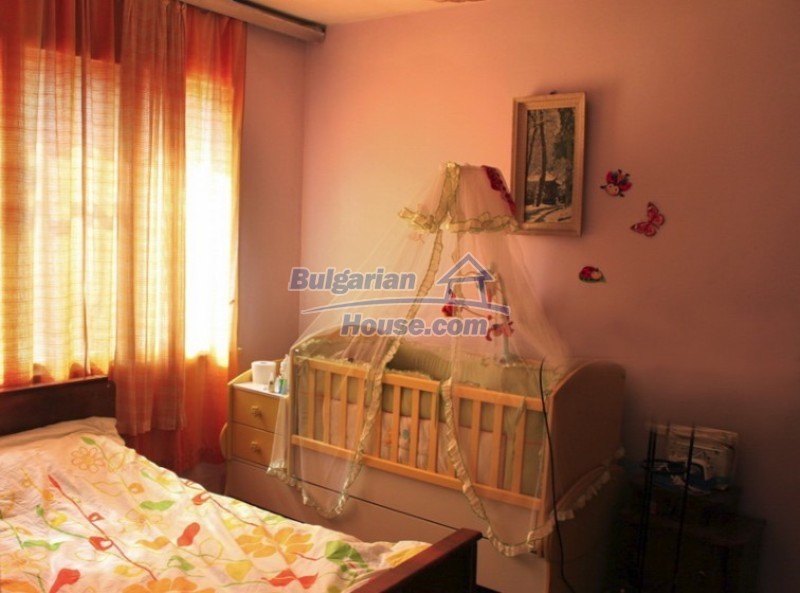 Foto 9 von 10 — Huge well maintained house in the centre of Stara Zagora