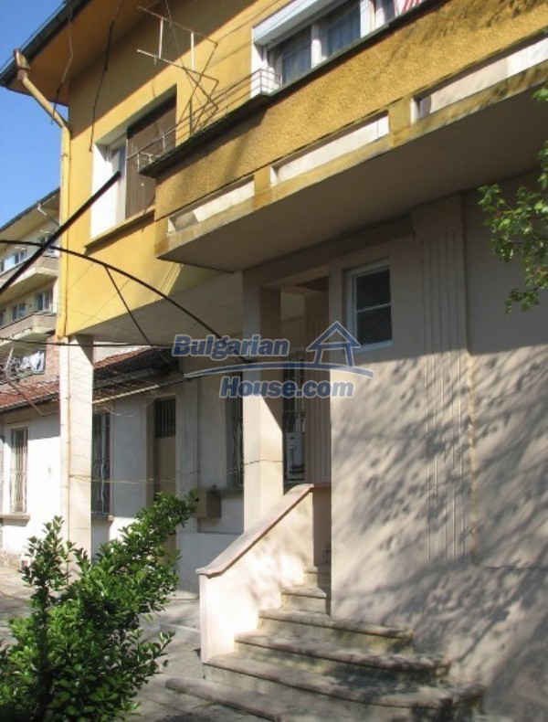 Foto 4 von 10 — Huge well maintained house in the centre of Stara Zagora
