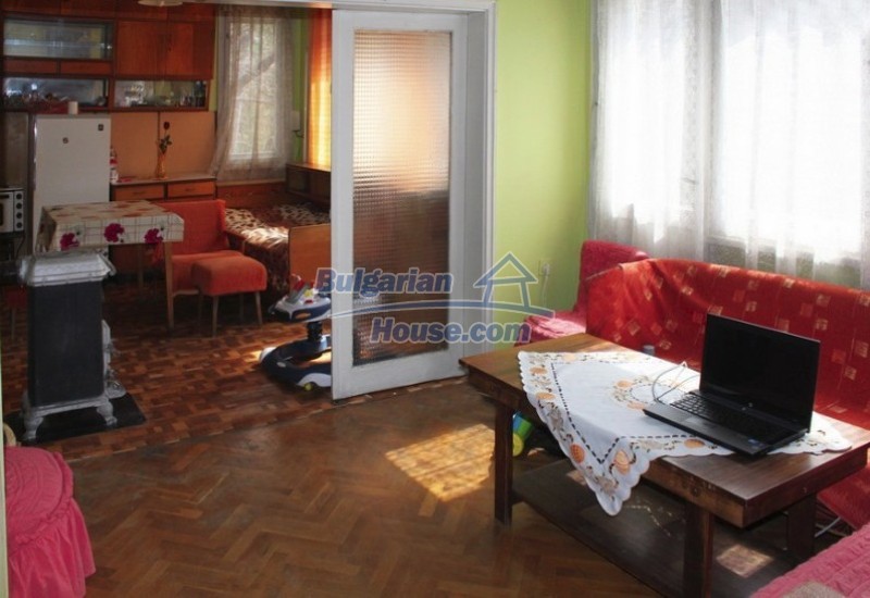 Foto 6 von 10 — Huge well maintained house in the centre of Stara Zagora