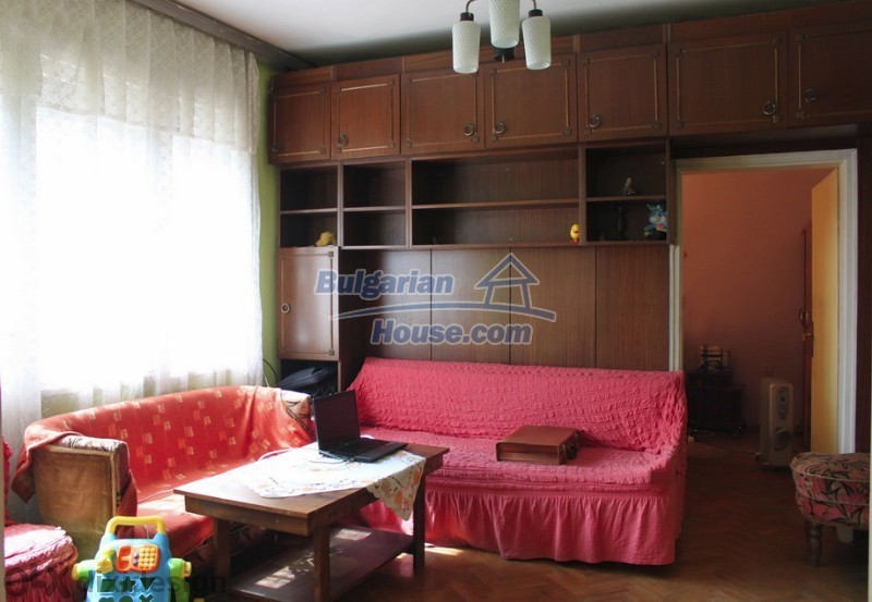 Foto 7 von 10 — Huge well maintained house in the centre of Stara Zagora