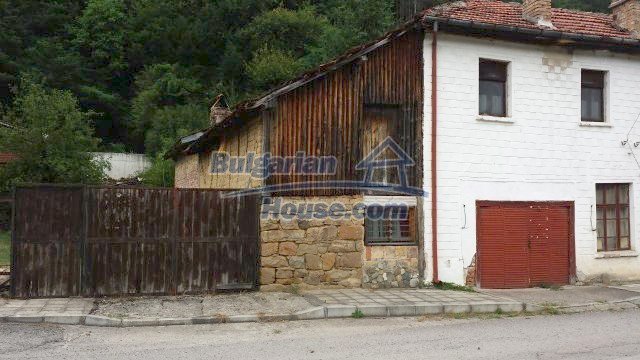 Foto 3 von 12 — Bulgarian house in Stara Planina mountain near river