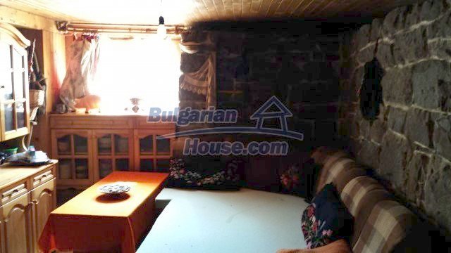 Foto 11 von 12 — Bulgarian house in Stara Planina mountain near river