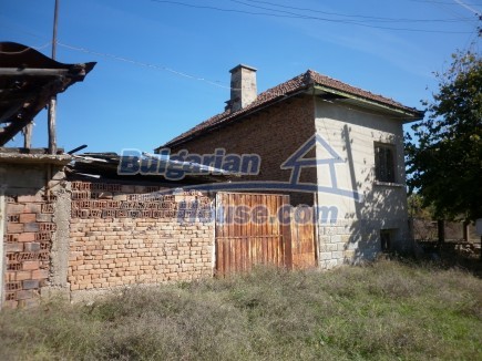 Foto 8 von 12 — Cheap House for sale 25 km from Vratsa with nice lovely views