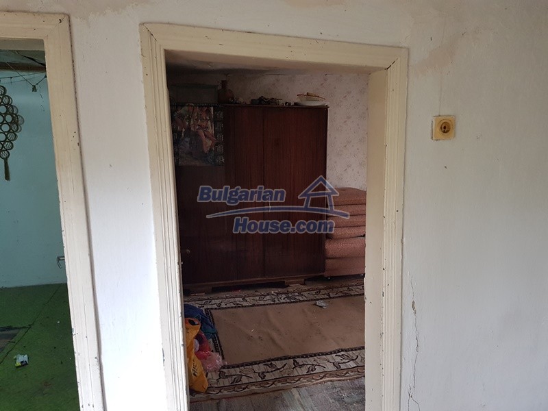 Foto 8 von 12 — Cheap Bulgarian property near Yastrebino lake Targovishte