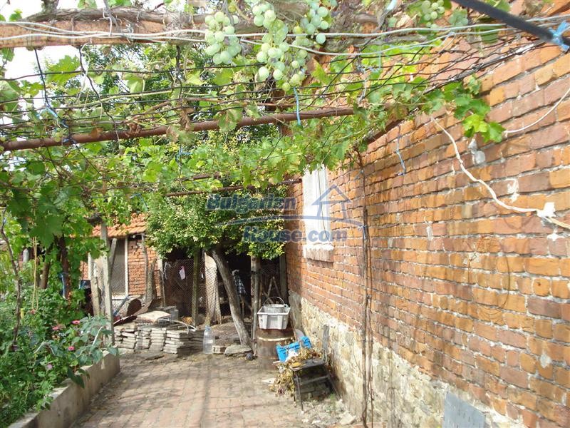 Foto 5 von 12 — Village House in good condition 9 km from Elhovo- Yambol region