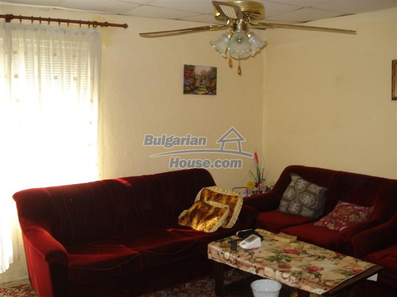 Foto 10 von 12 — Village House in good condition 9 km from Elhovo- Yambol region