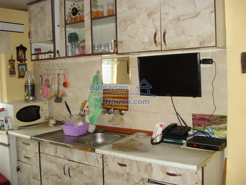 Foto 12 von 12 — Village House in good condition 9 km from Elhovo- Yambol region