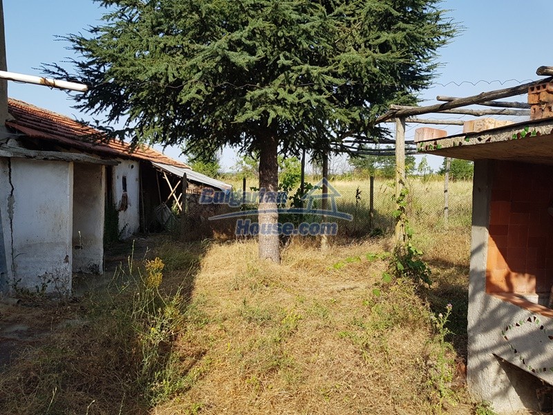 Foto 12 von 12 — House for sale 50 km from Plovdiv and 20km from Chirpan