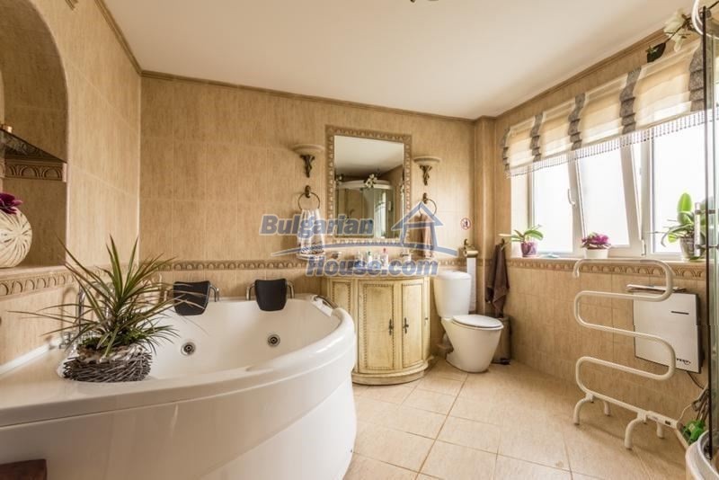 Foto 8 von 12 — LUXURY Bulgarian property with SEA VIEW in Trakata VARNA city
