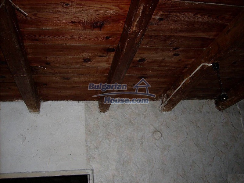 Foto 7 von 12 — Хубава къща на два етажа с Голяма Градина