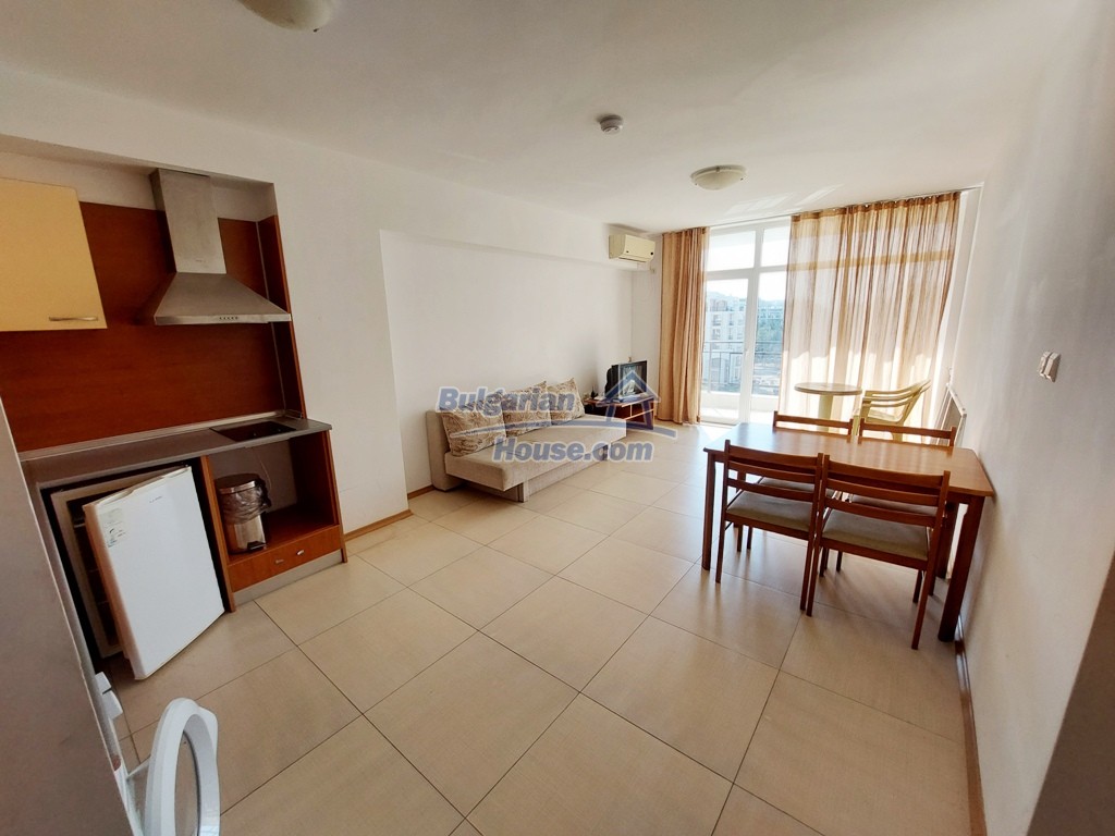 Foto 3 von 12 — 1-BED apartment furnished with nice pool view Sunny Beach