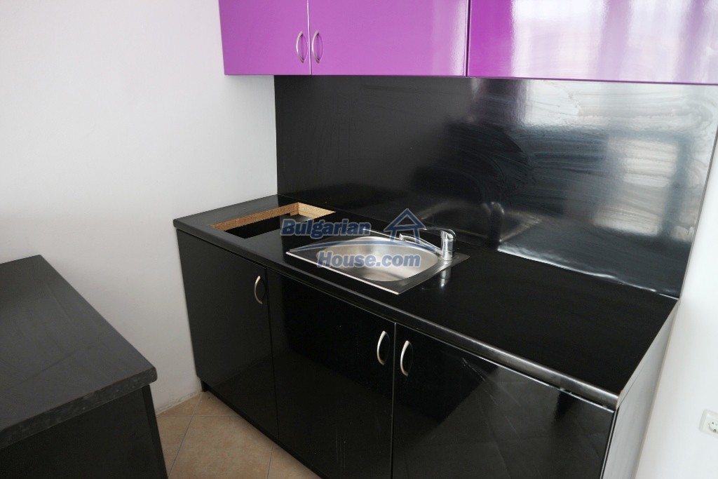 Foto 10 von 12 — Furnished 1- bed apartment 300m to the sea st. George complex