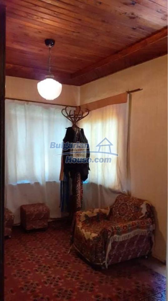 Foto 3 von 12 — One storey house for sale 10 km from Yambol city