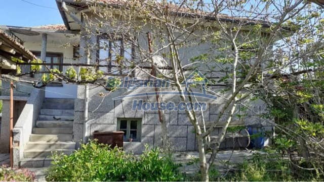 Foto 1 von 12 — One storey house for sale 10 km from Yambol city
