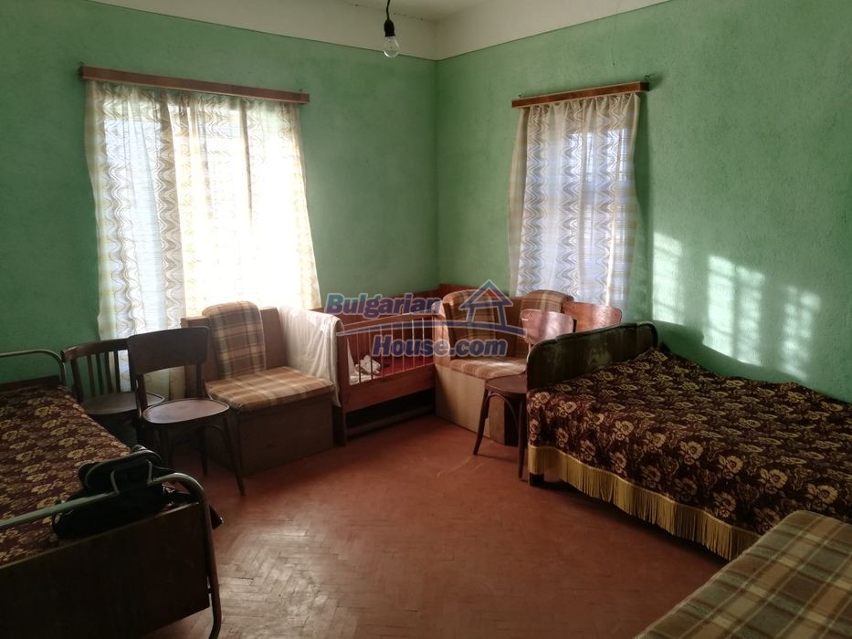Foto 10 von 12 — Rural Bulgarian property in Haskovo region 20 km from Greece