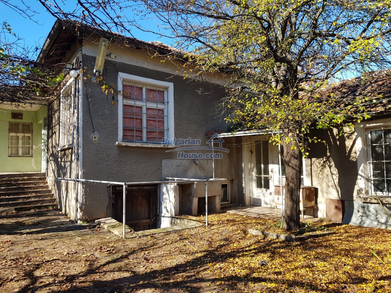 Foto 1 von 12 — Rural Bulgarian property in Haskovo region 20 km from Greece