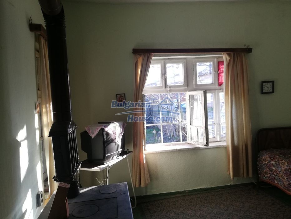 Foto 7 von 12 — Rural Bulgarian property in Haskovo region 20 km from Greece