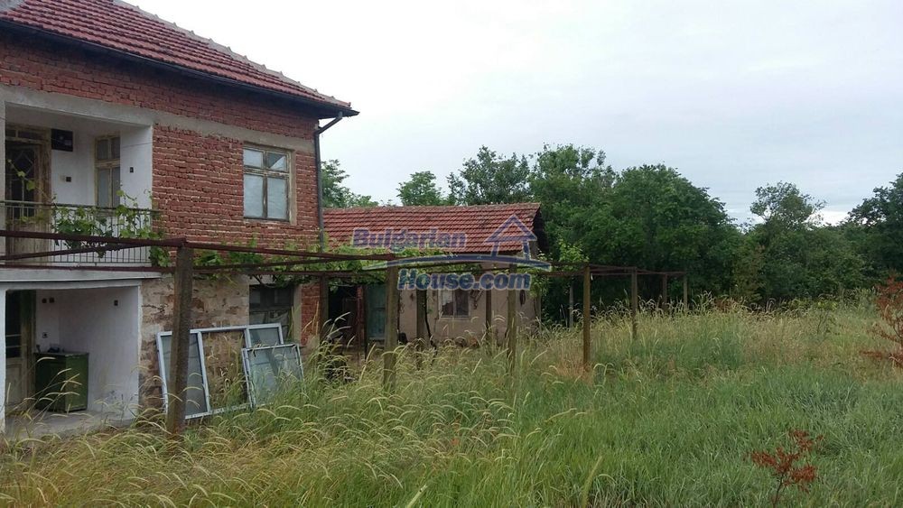 Foto 7 von 12 — Two storey brick built house in Haskovo region 40 km to Greece
