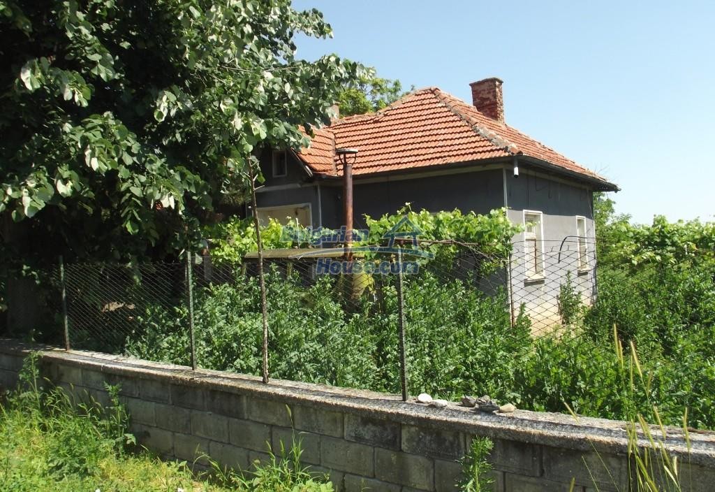 Foto 5 von 12 — Property with big plot of land and lots of potential at a good p