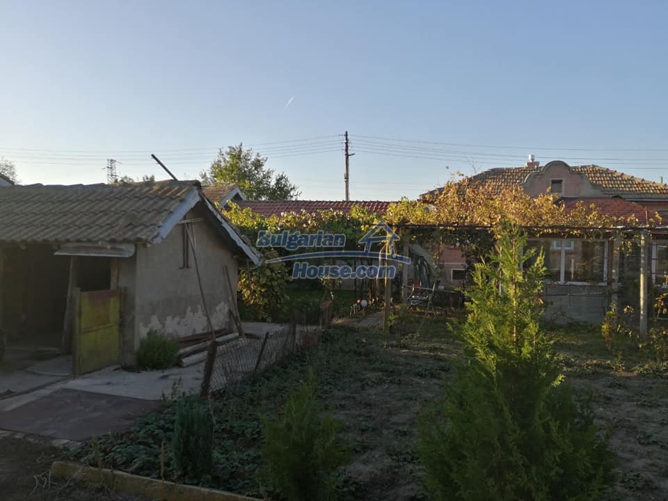 Foto 1 von 12 — Rural property for sale near Dobrich good investment